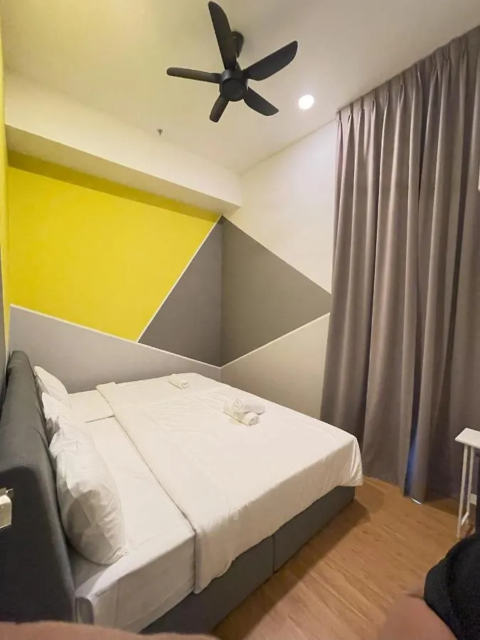 Penang Georgetown Kt Home For 8 Pax Ma­lay­sia